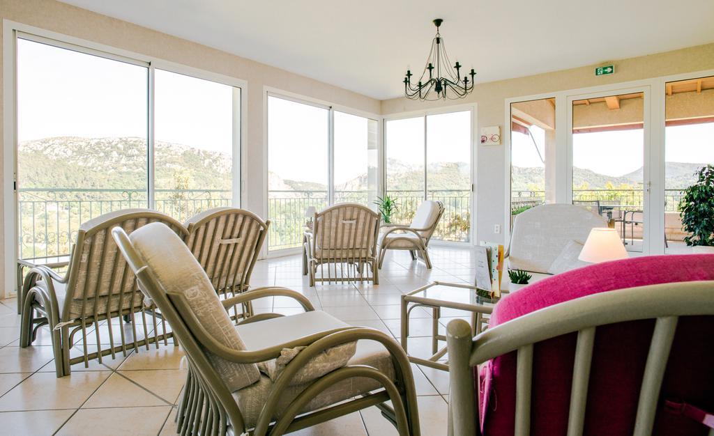 Logis Hotel Restaurant La Porte Des Cevennes อ็องดูซ ภายนอก รูปภาพ