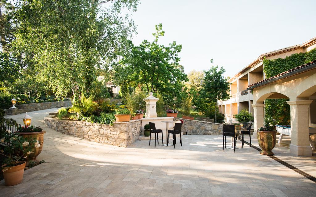 Logis Hotel Restaurant La Porte Des Cevennes อ็องดูซ ภายนอก รูปภาพ