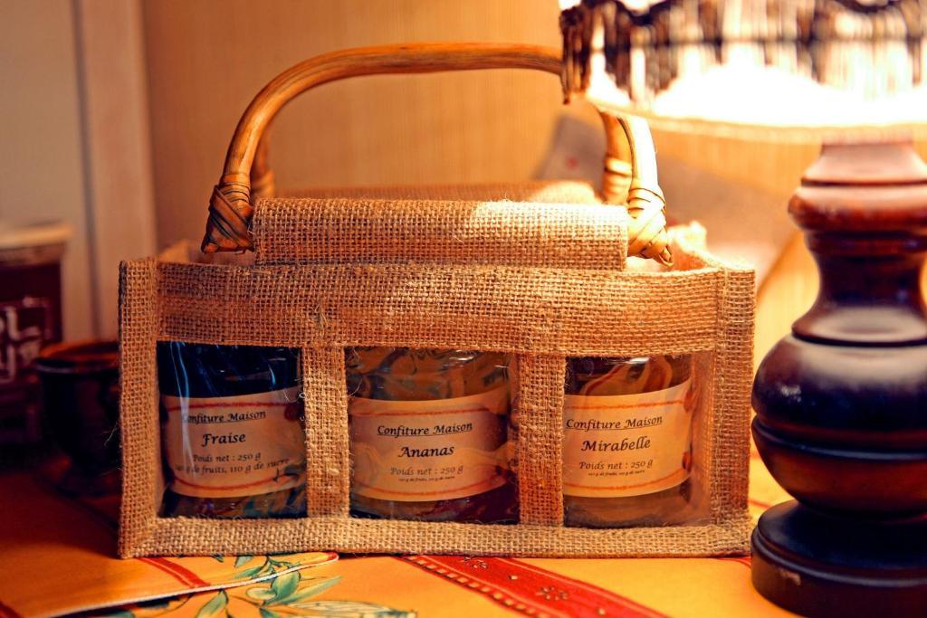 Logis Hotel Restaurant La Porte Des Cevennes อ็องดูซ ภายนอก รูปภาพ