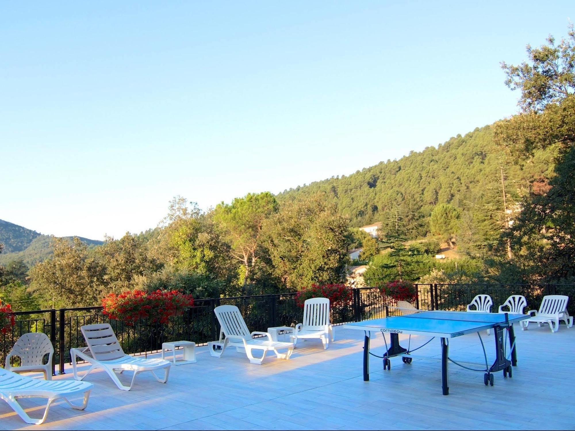 Logis Hotel Restaurant La Porte Des Cevennes อ็องดูซ ภายนอก รูปภาพ